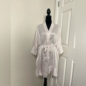 Victoria Secret Elegant White Women's Robe